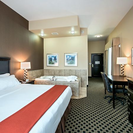 Holiday Inn Express & Suites - Green Bay East By Ihg Exterior photo
