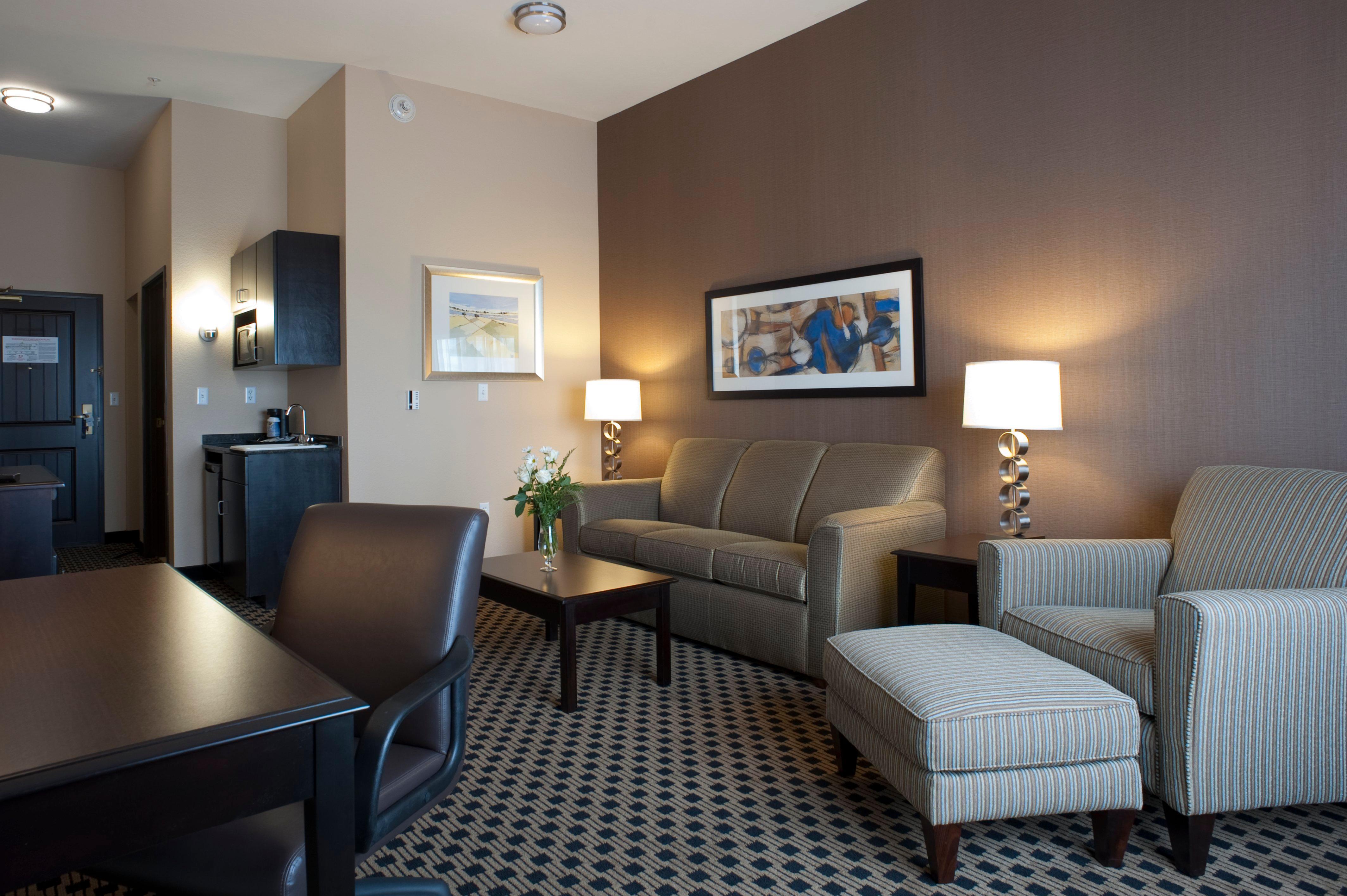 Holiday Inn Express & Suites - Green Bay East By Ihg Exterior photo