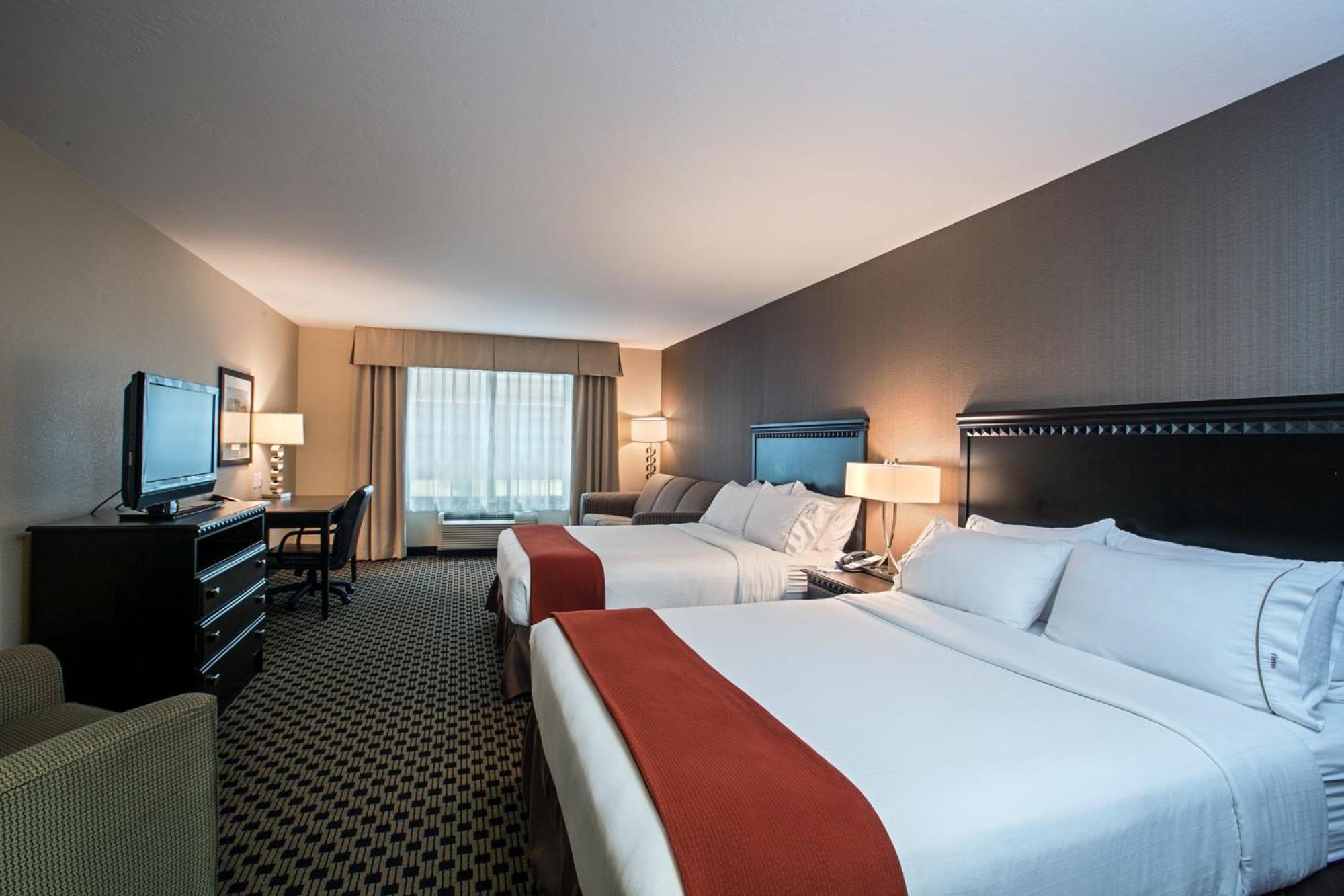 Holiday Inn Express & Suites - Green Bay East By Ihg Exterior photo