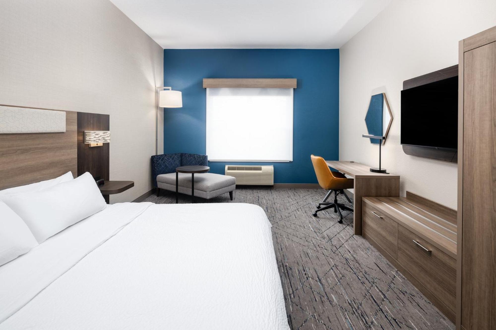 Holiday Inn Express & Suites - Green Bay East By Ihg Exterior photo