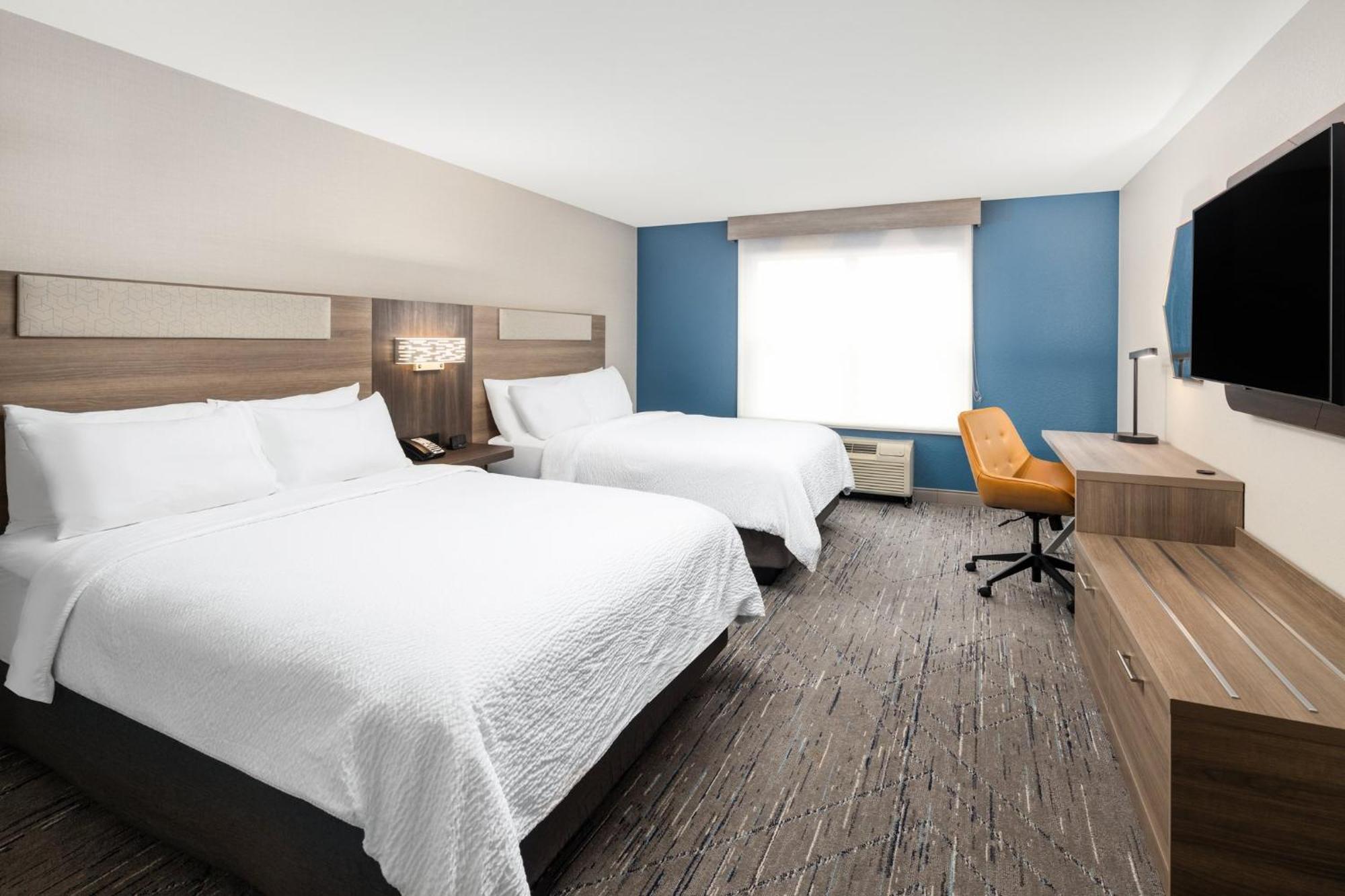 Holiday Inn Express & Suites - Green Bay East By Ihg Exterior photo